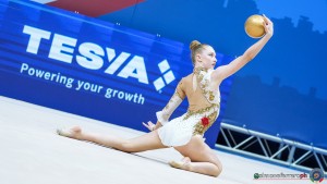 aa q kautzman alexandria usa ph simone ferraro sfa07631 copia